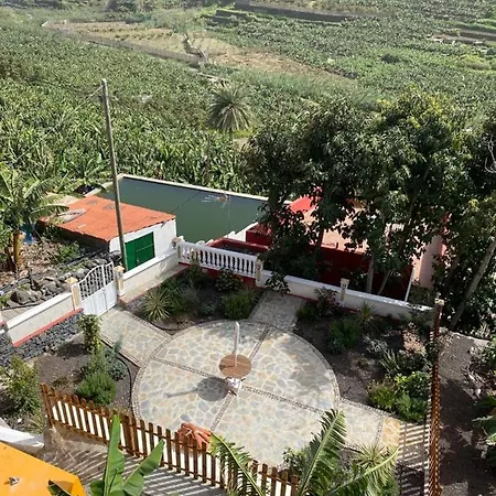 Holiday home Banana House *